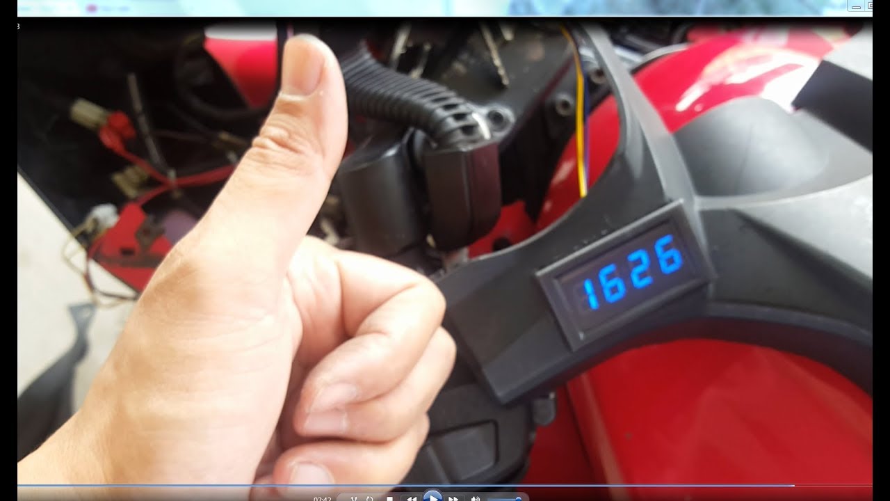 Yamaha R15 - Digital clock (waterproof) installation (DIY)