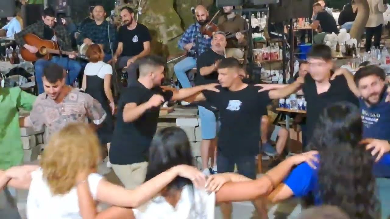 Με Τρέλα..Μονοκάμπι 2025 IKARIA.GR Aganta Monokambi To Glenti Sousta...Live Fest FULL HD