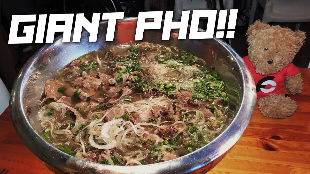 Giant Vietnamese Pho King Challenge in Atlanta, Georgia!!