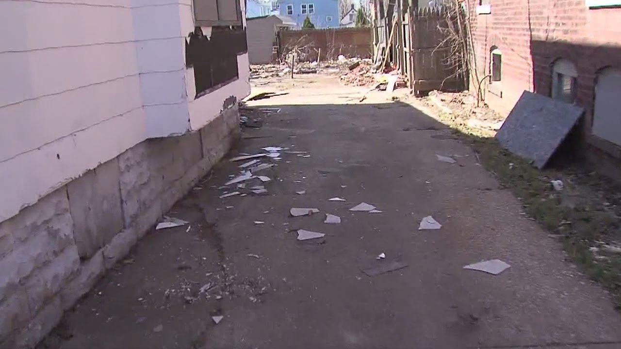 6pm: FBI involved with Cleveland homicides