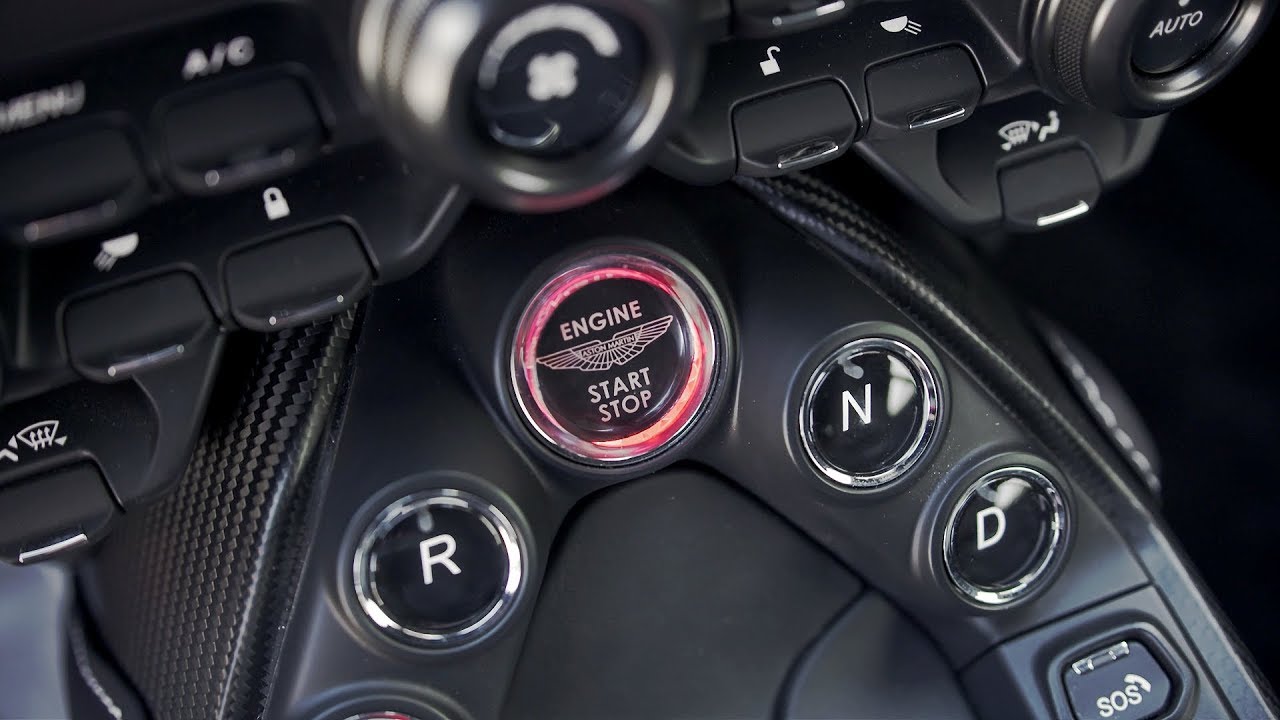 2019 Aston Martin Vantage - Interior