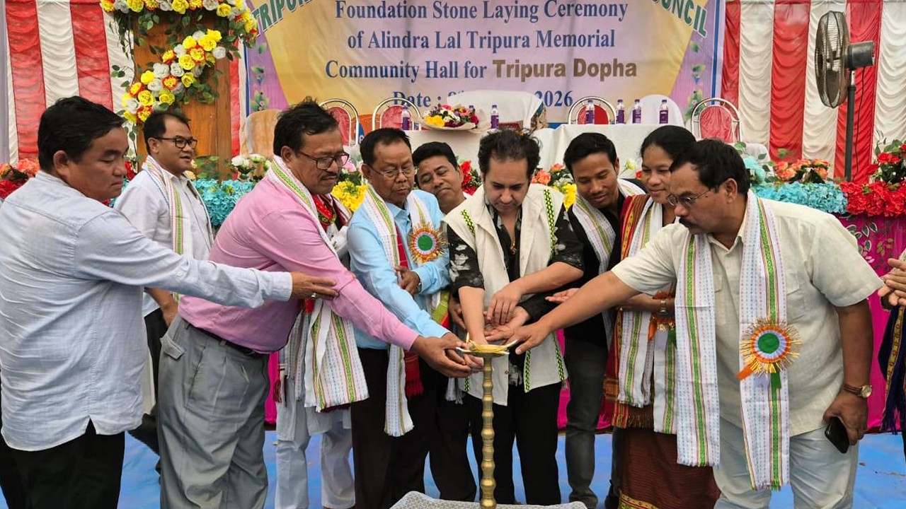 Gondatwisani Bhaigunpha Kami oh Kwtal Community Hall ni Holongthai Kaijakha Bubagra ni Yakromwi