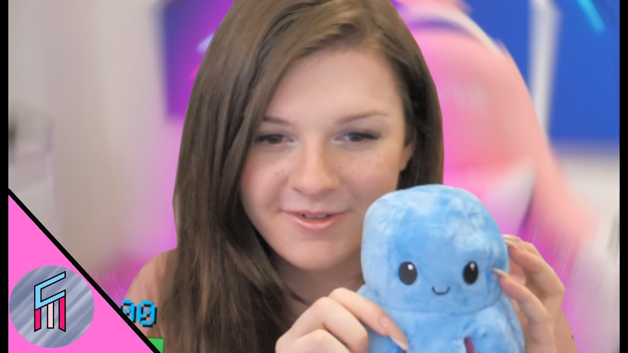 Plushies, D*ldos, and Whips, Oh My! (PO Box Opening)