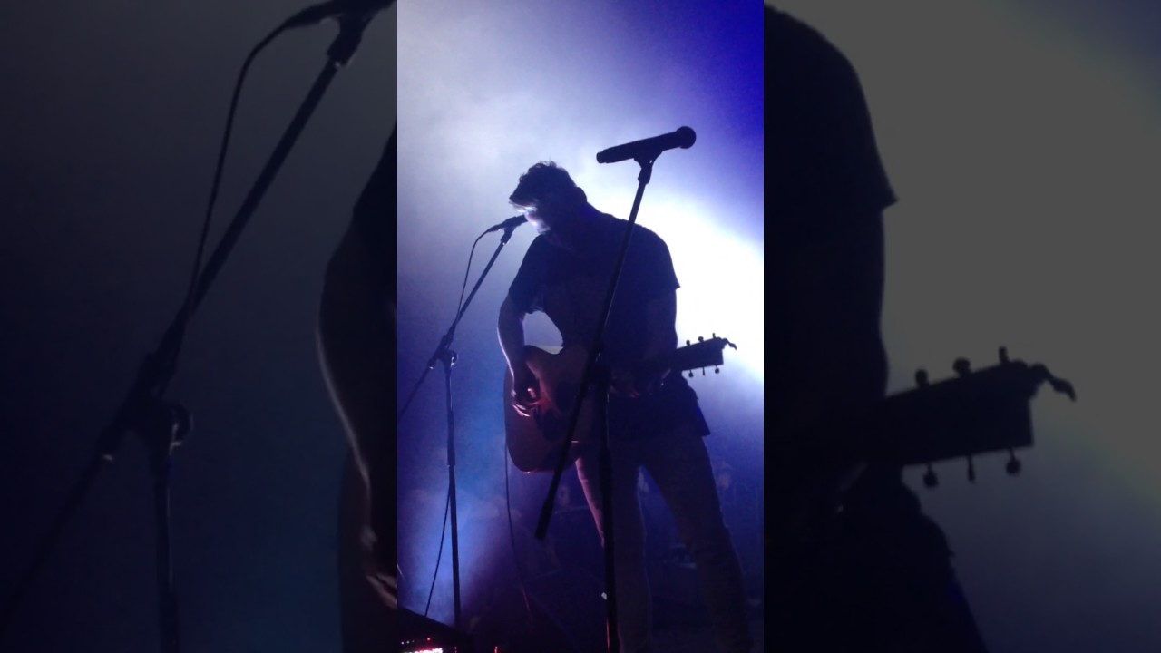 Kuba Mahdal (Mahdies) - Hra na kytaru | HVĚZDY TOUR - Lucerna Music Bar (Praha)