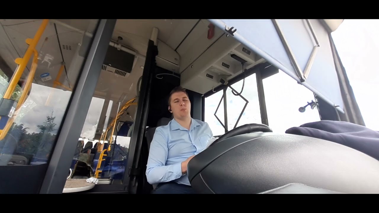 Ile szybciej na pętli musi podjechać pod przystanek kierowca autobusu?#11