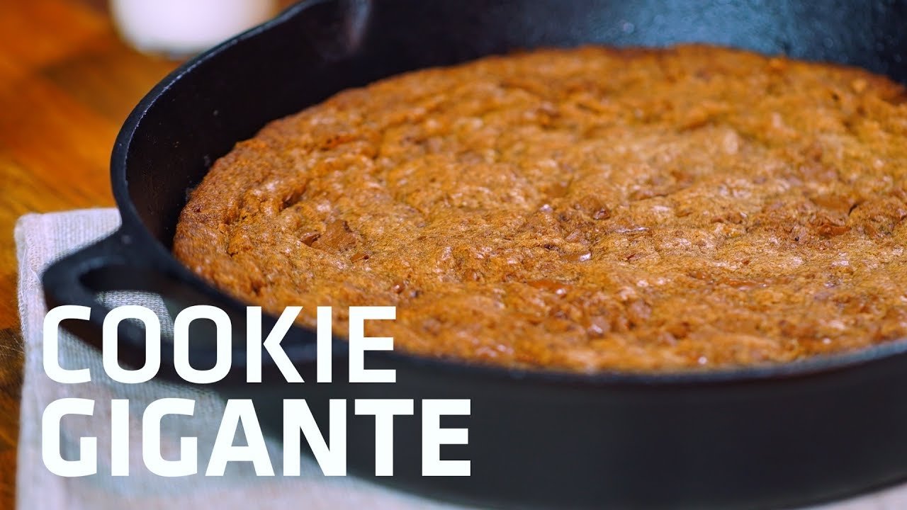 Receita COOKIE GIGANTE de FRIGIDEIRA (Delicioso!) | Gourmet a dois