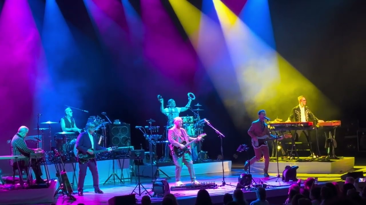 Squeeze. Take Me I'm Yours, Hourglass, Up The Junction