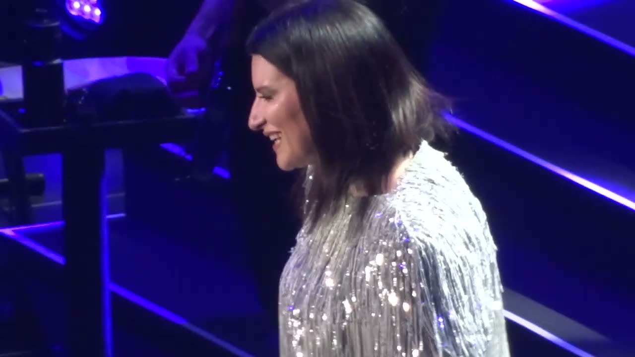 Laura Pausini - Dimora naturale - Hogar natural - Movistar Arena - Buenos Aires - 28/02/2024