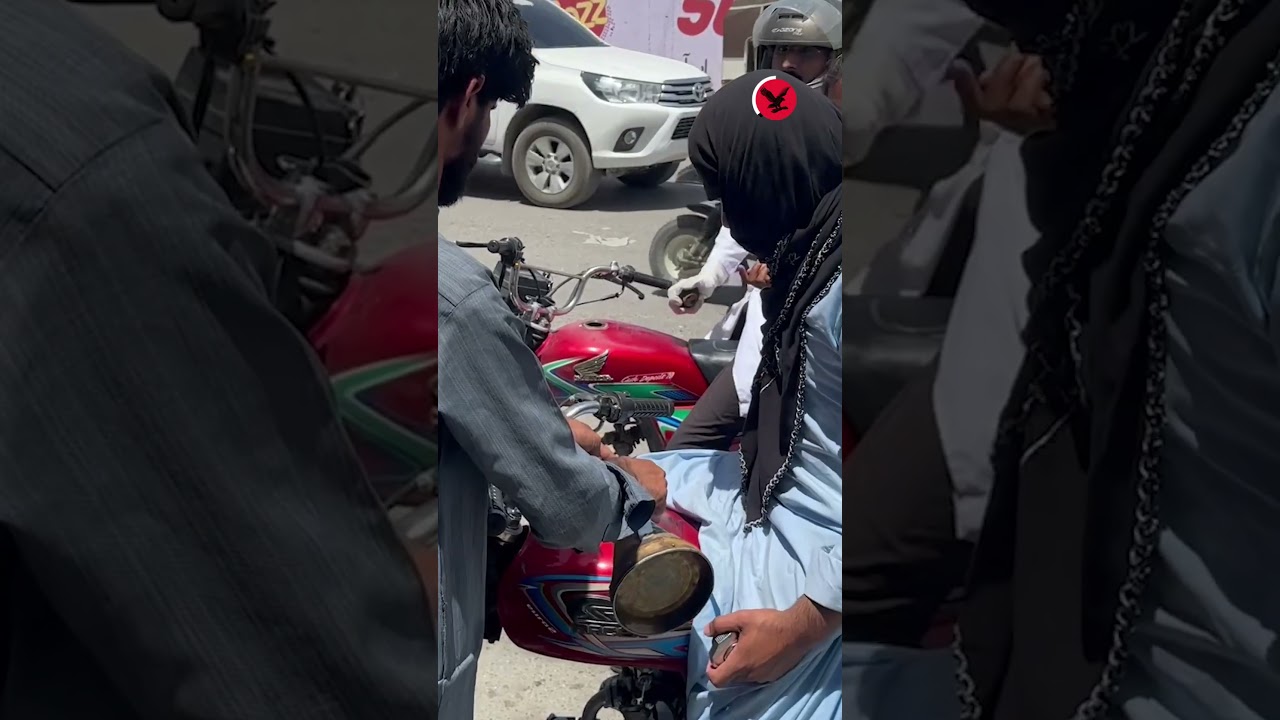 Petrol Crisis in Balochistan: Long Queues at Fuel Stations in Quetta