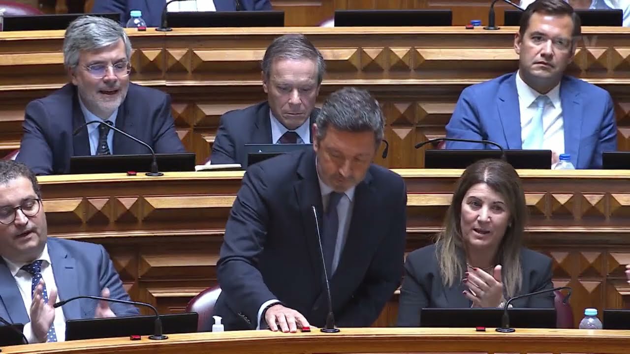 Intervenção de Paulo Rios de Oliveira no plenário