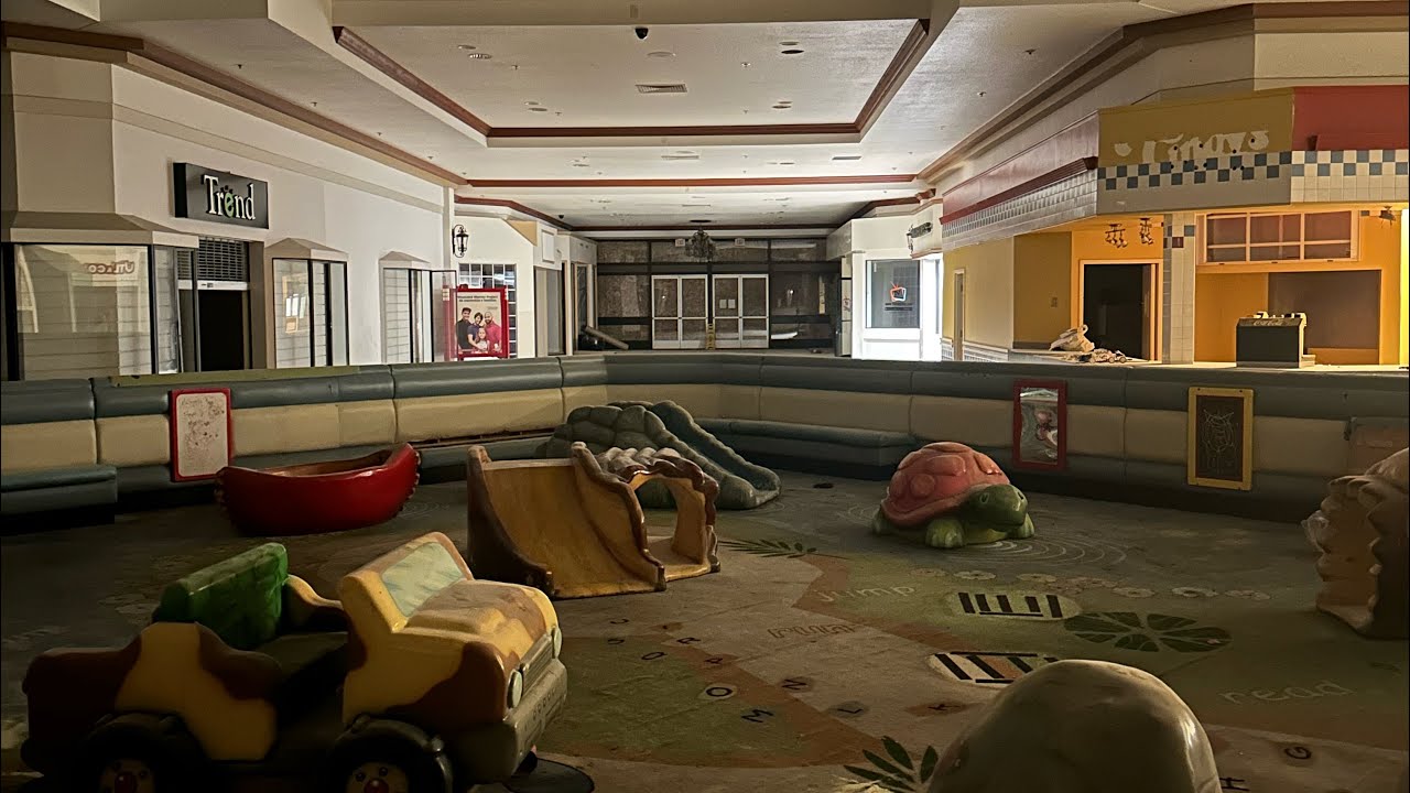ABANDONED MALL with power (found playground) 