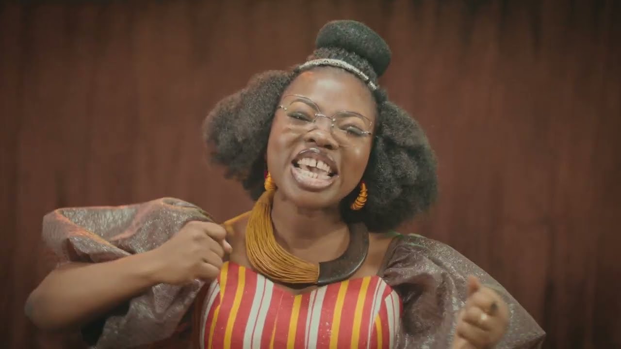 Sadia BUREAU_Sounoogo(Clip Officiel)