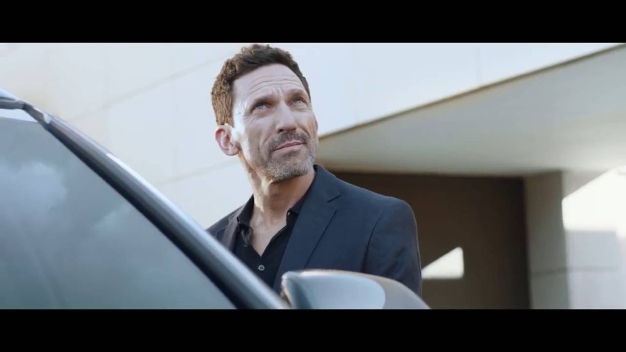 Hyundai Santa Fe TV Commercial