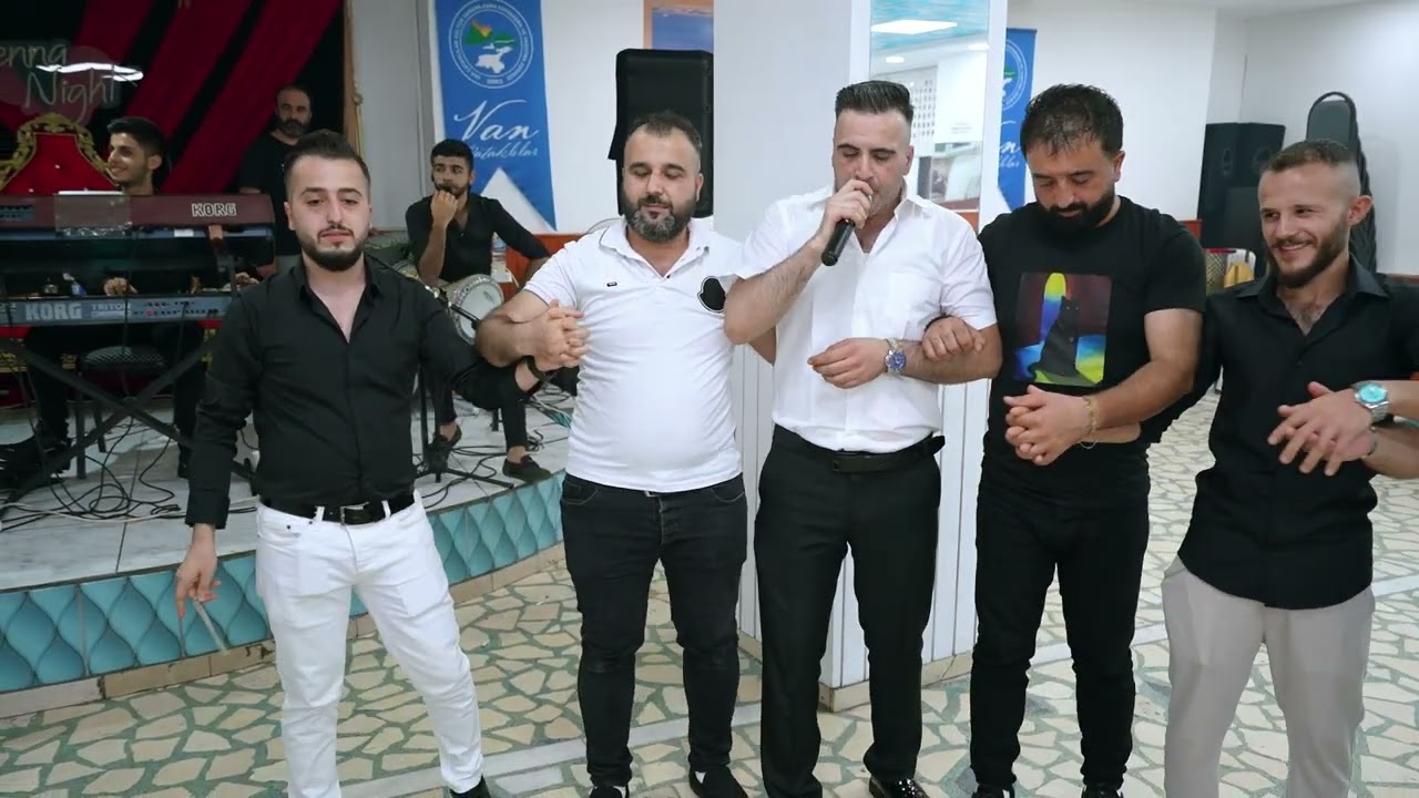 زنار افيندار  مع احلا شباب الطيبه ♥️ سهرة خاصة بسطنبول اغاني ع طلب الشباب يخليلي قلبكن ♥️