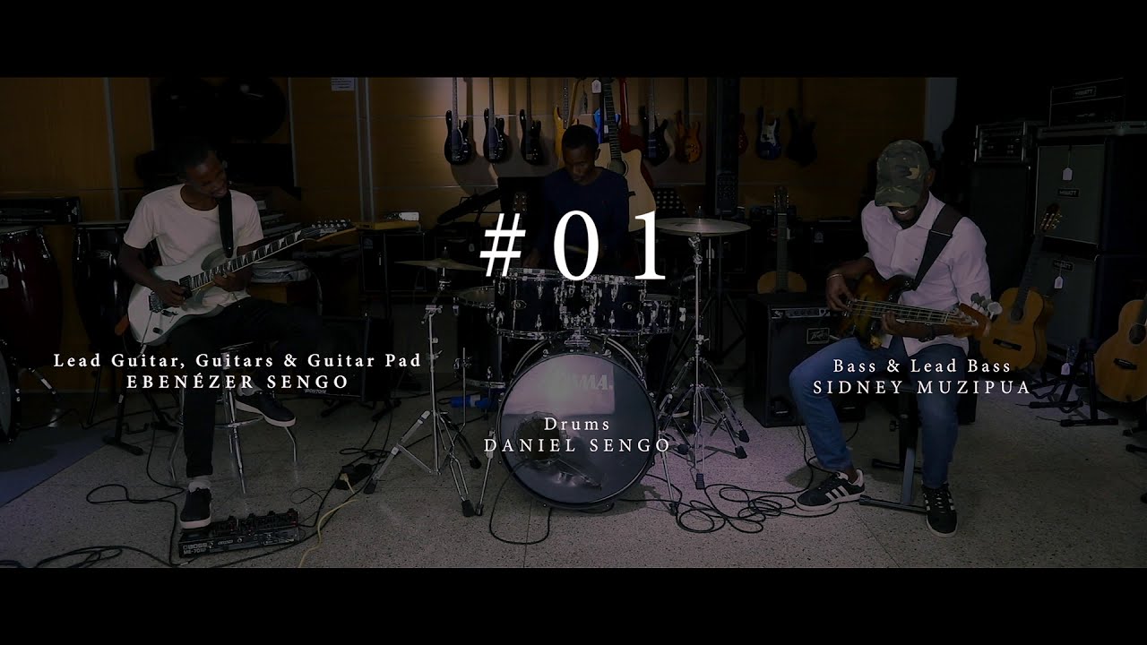 #01 - Sidney Muzipua(Bass) , Ebenézer Sengo(Guitar) & Daniel Sengo(Drums)