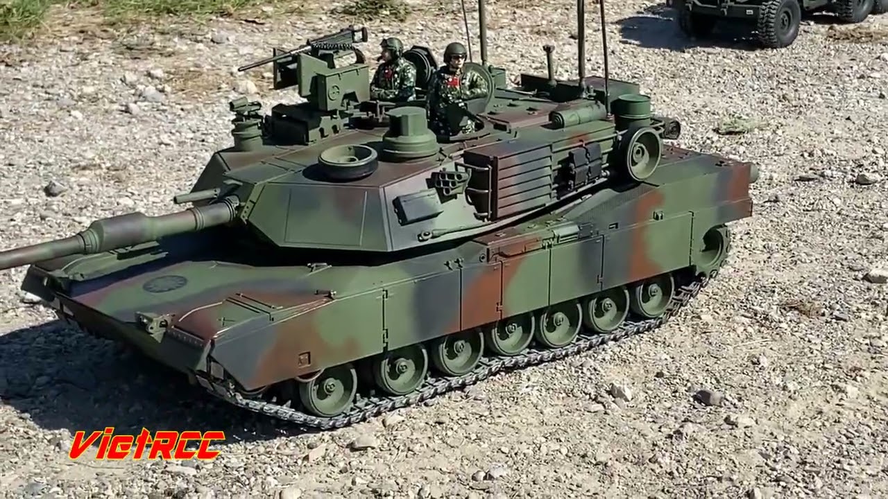RC Armoured Maneuver