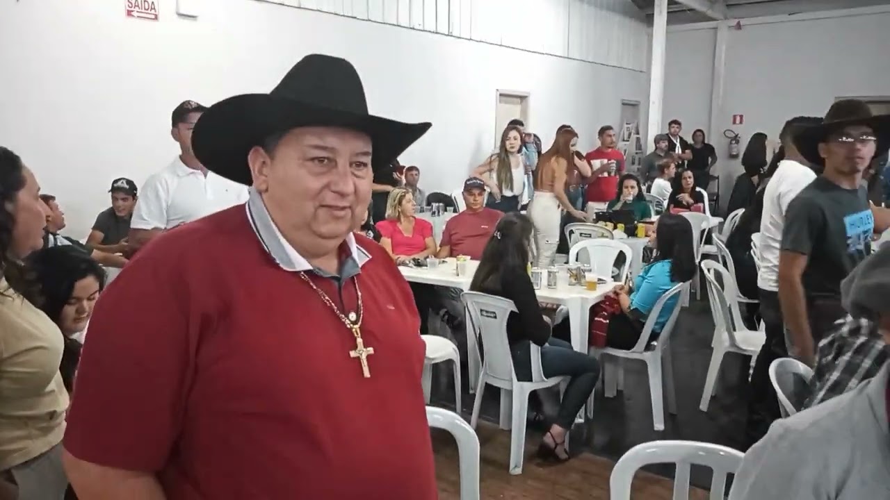 Este foi o baile na cidade de Guarapuava no CTG Fogo de Chão