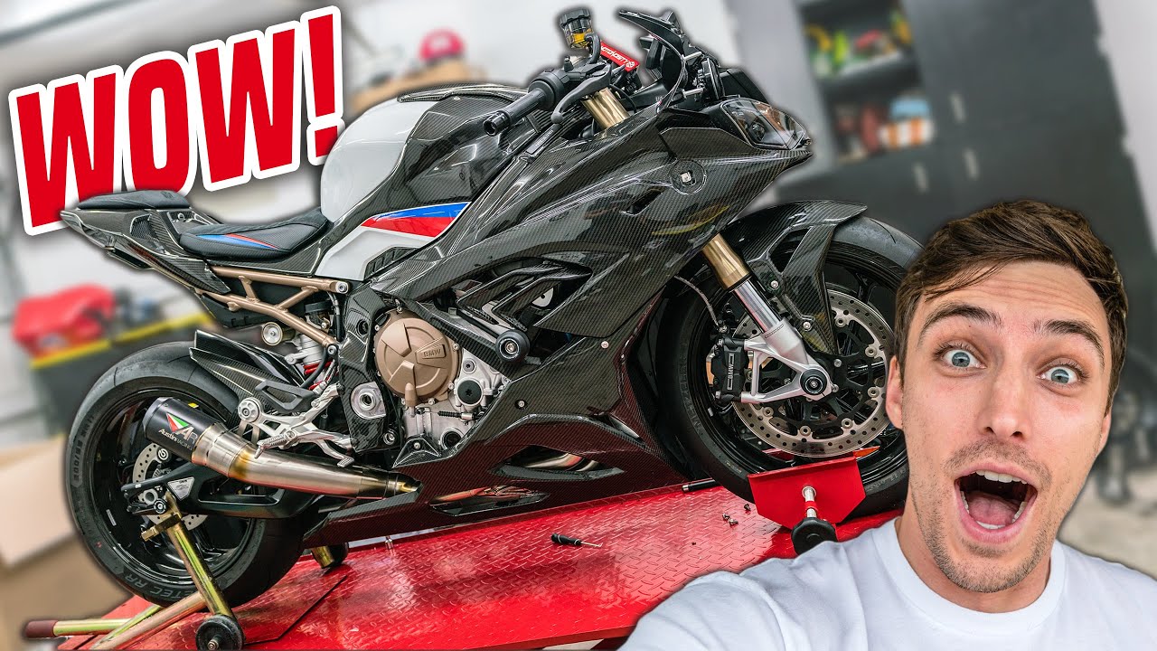CARBON BELLYPAN! [BMW S1000RR Full Carbon Install Part 2]