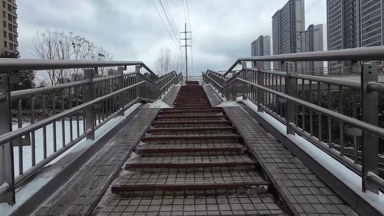 Walking in Nanjing, China after Rare Snow P1/2
