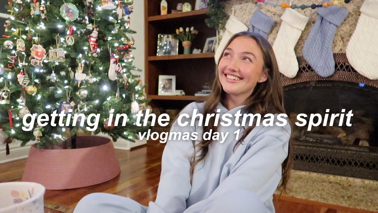 putting up the tree & decorating gingerbread houses | vlogmas day 1