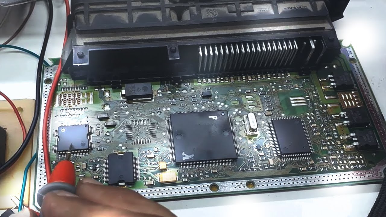 ecu repair - injctors driver test  - فحص ايسي البخاخات - كمبيوتر السيارة