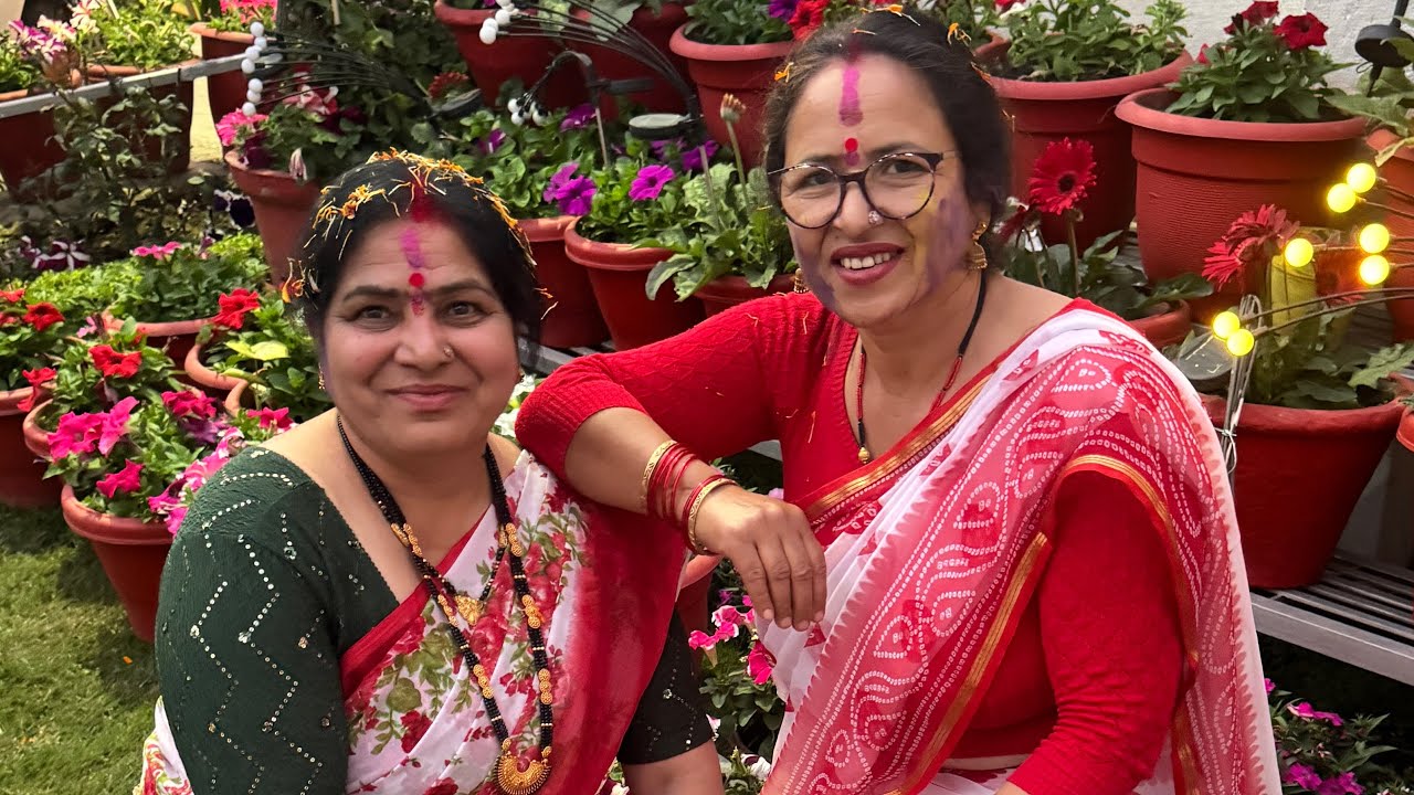 होली लाइव