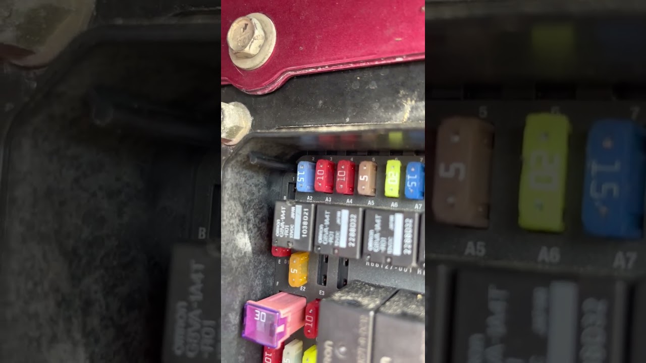 Цепь нагревателя линии выхлопной жидкости дизельного двигателя 1 &mdash; напряжение ниже нормы, кВт T68...