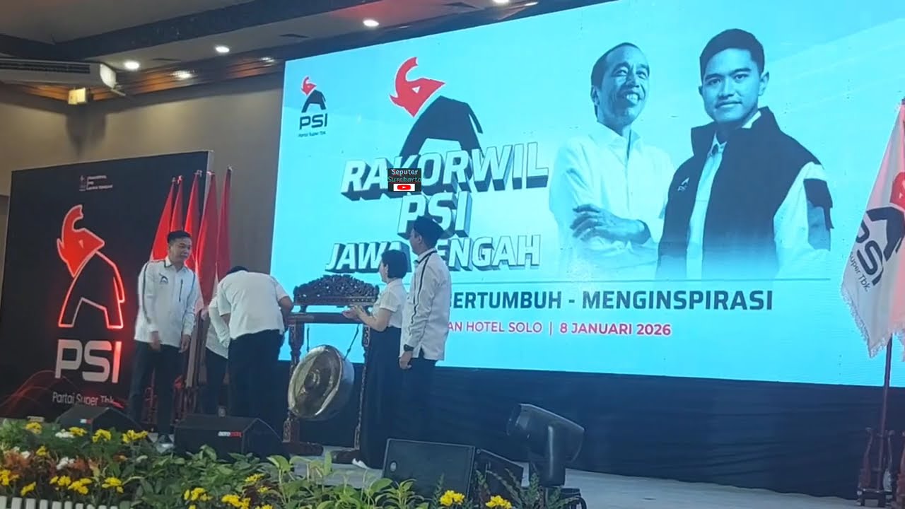 Kaesang & Erina Datangi Makam Ibunda Jokowi, Sujiadmi dan Makam Orangtua Iriana Nyadran Ramadan