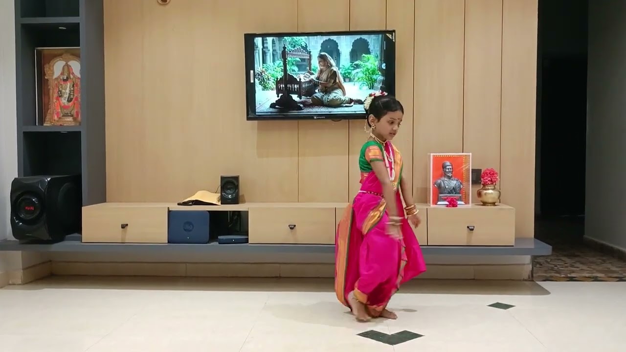 Dance on Jhulva Palana | Ishita | Shivaji Maharaj Jayanti Special| Shivaji Maharaj Tribute 🔥