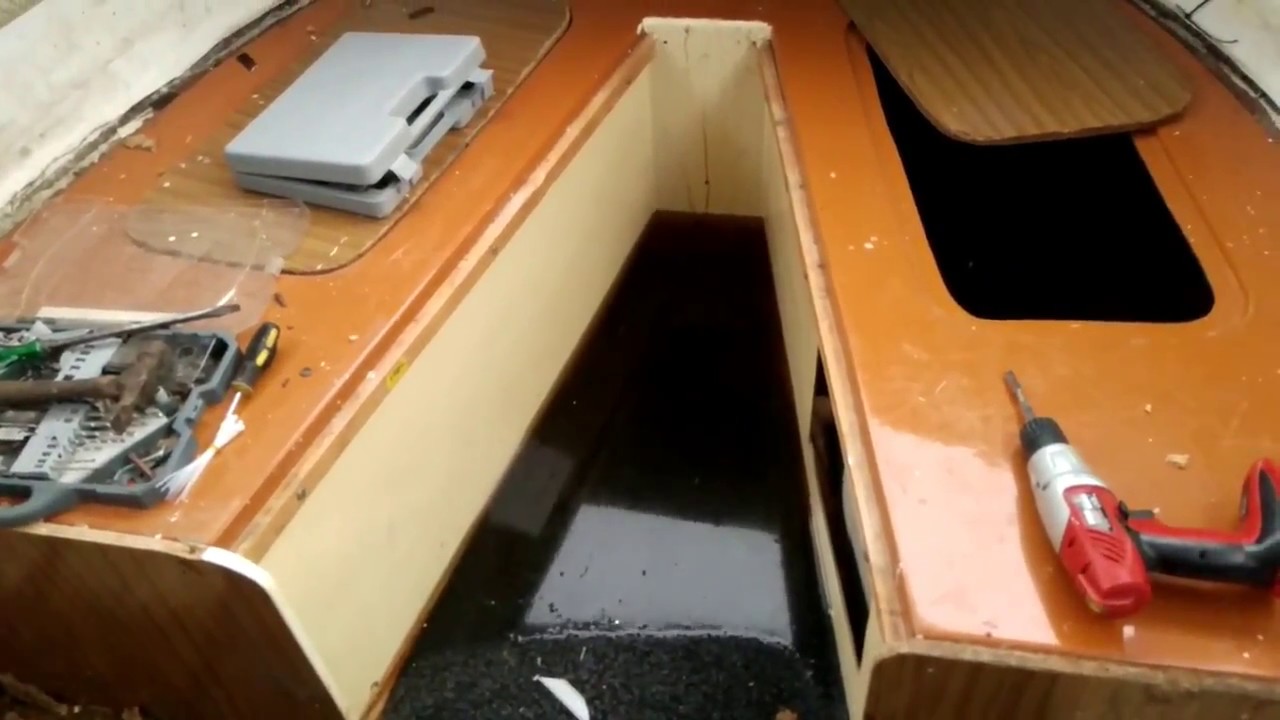 Dawncraft 22 Boat Restoration Project - Part 1