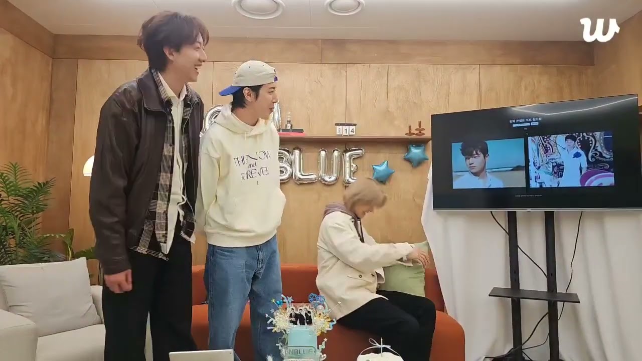 [SUB] 260114  씨엔블루 CNBLUE Weverse Live: 💙CNBLUE 16th Anniversary LIVE💙 Part 2