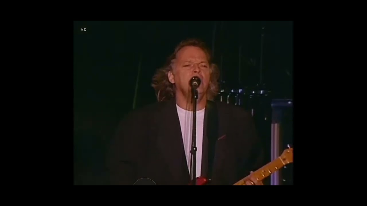 Pink Floyd - Shine On You Crazy Diamond 1990 Live Video