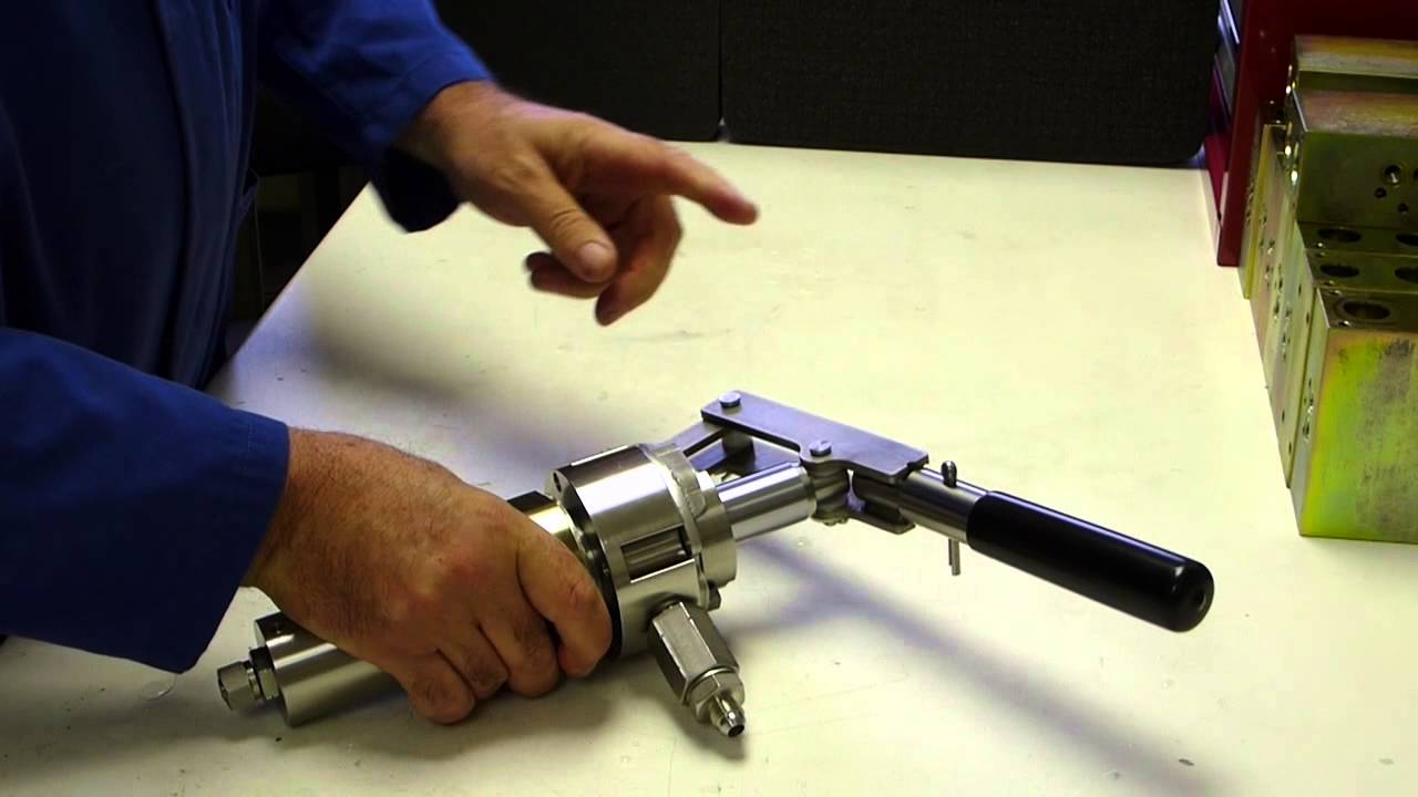 How to fit a Hydraulic Drum Pump