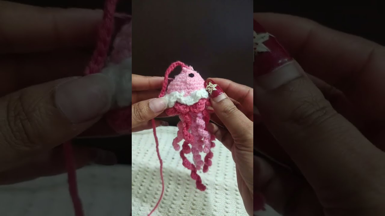 @pochucrochet Jelly fish keychain from crochet #shortvideo #beginners #crochet #jellyfish #keychain 