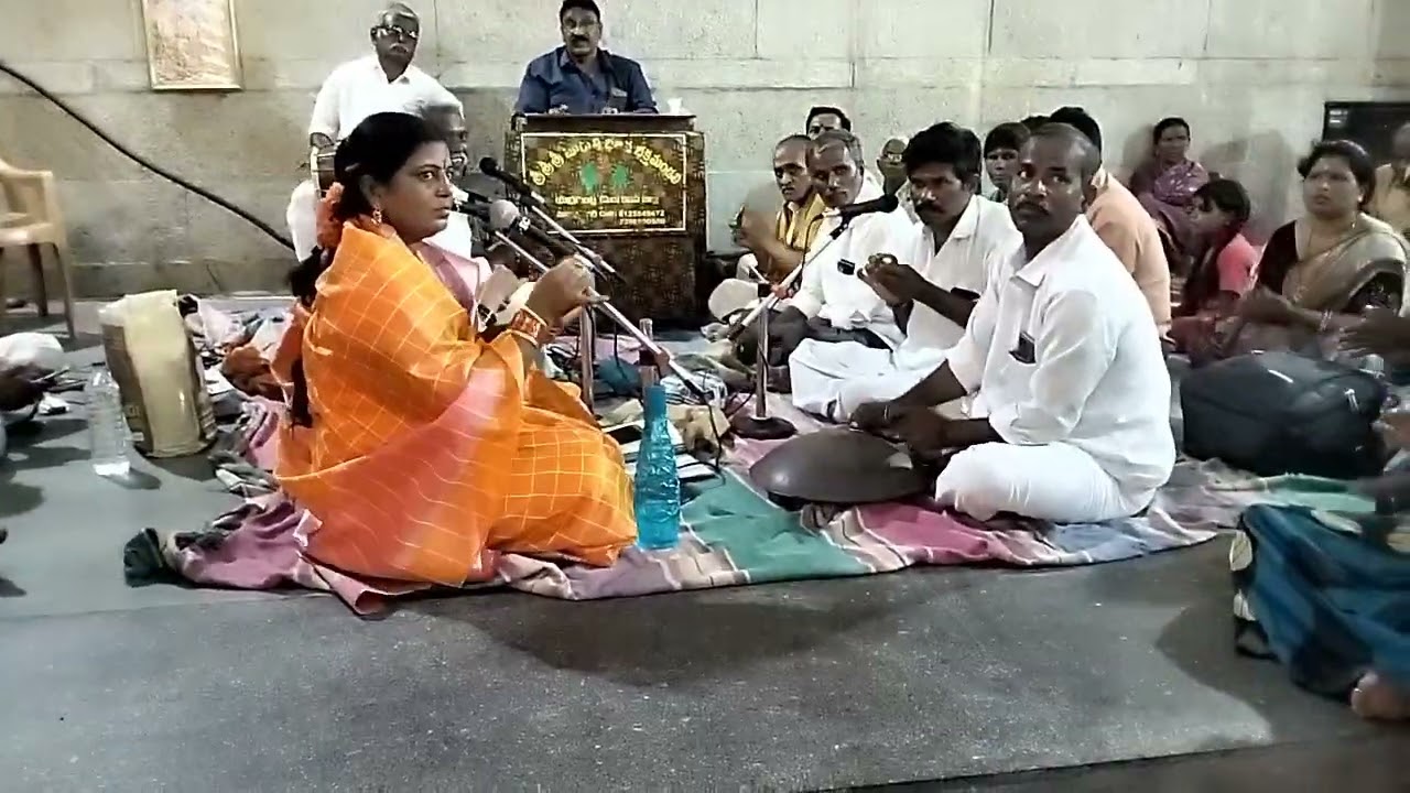 ప్రేక్షకులు కోరుకున్న పాట గండిలో గాయని ఉమా మహేశ్వరి