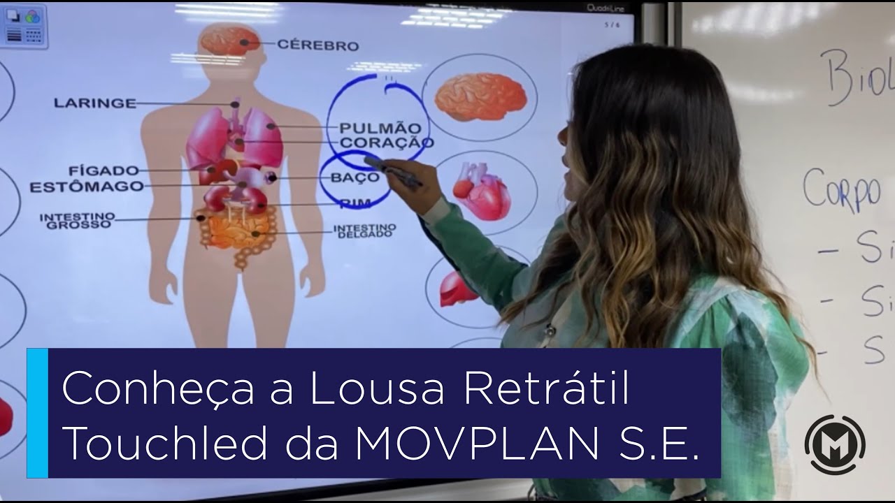 Procurando Tela Interativa? Conhe&ccedil;a a Lousa Retr&aacute;til TouchLed MOVPLAN