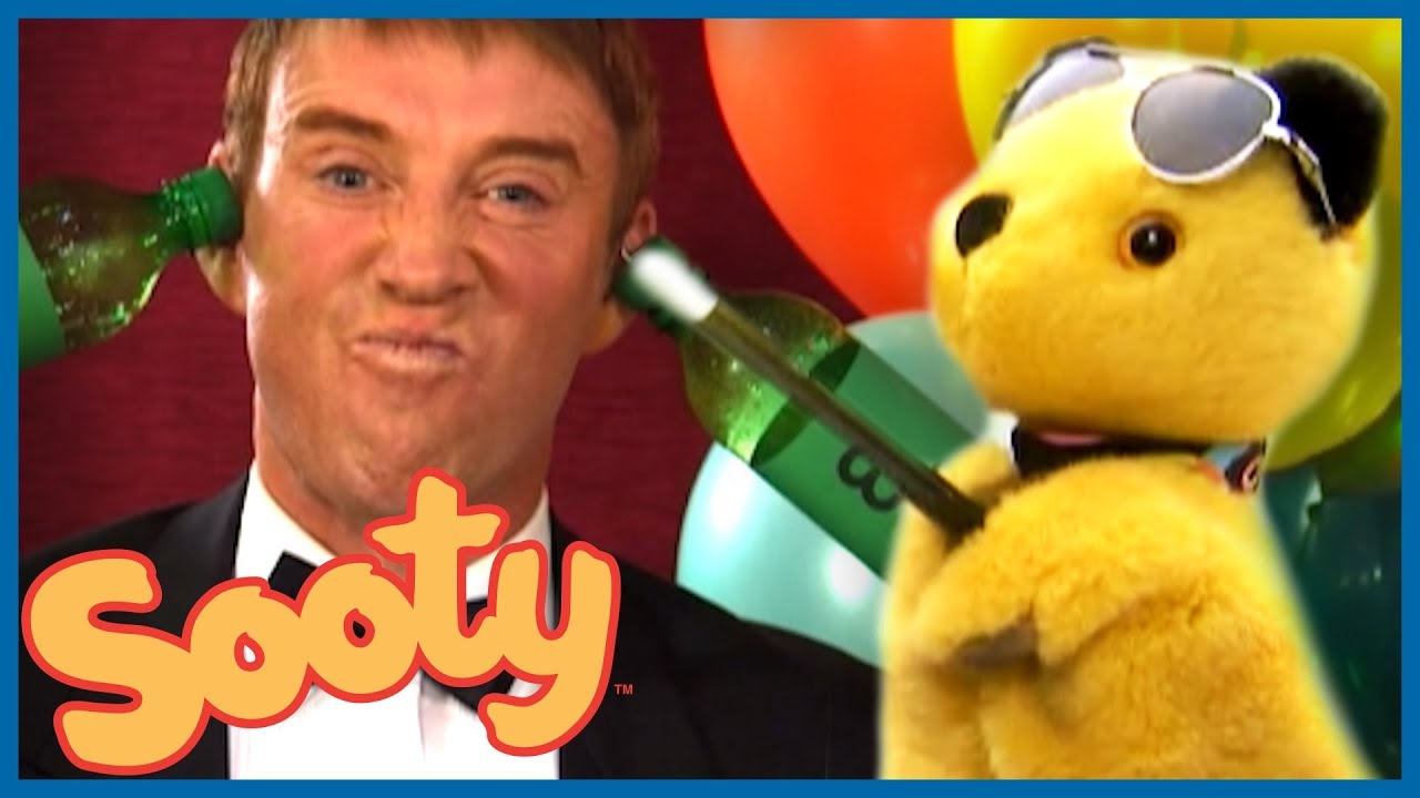 The Best 'Izzy Wizzy Let's Get Busy' Moments | The Sooty Show