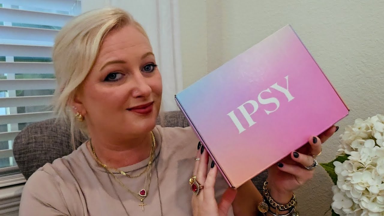 Vibes 🍁 with my October IPSY | Try-On & 1st Impressions