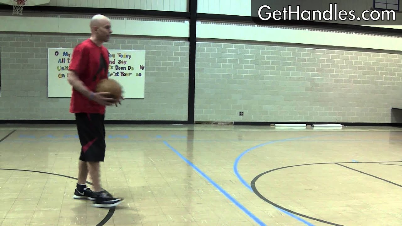 KYRIE IRVING Crossover! How to Break Ankles In Basketball! Get Handles