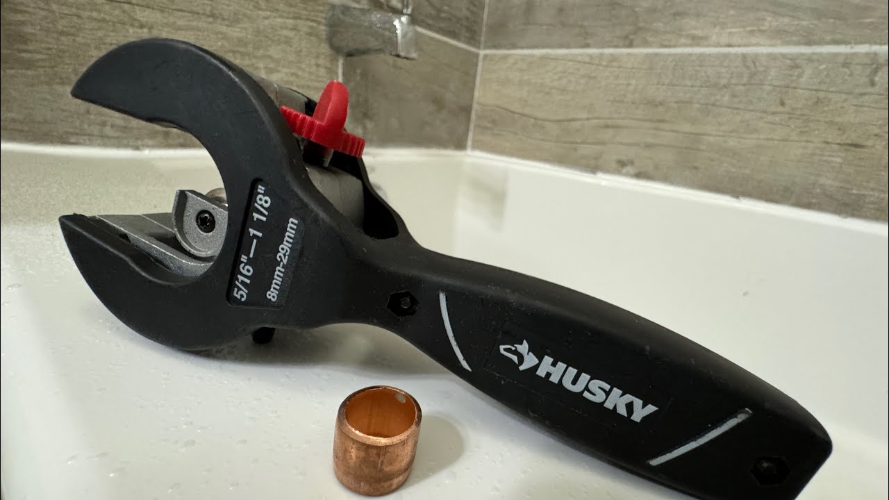 Husky Ratcheting copper pipe cutter