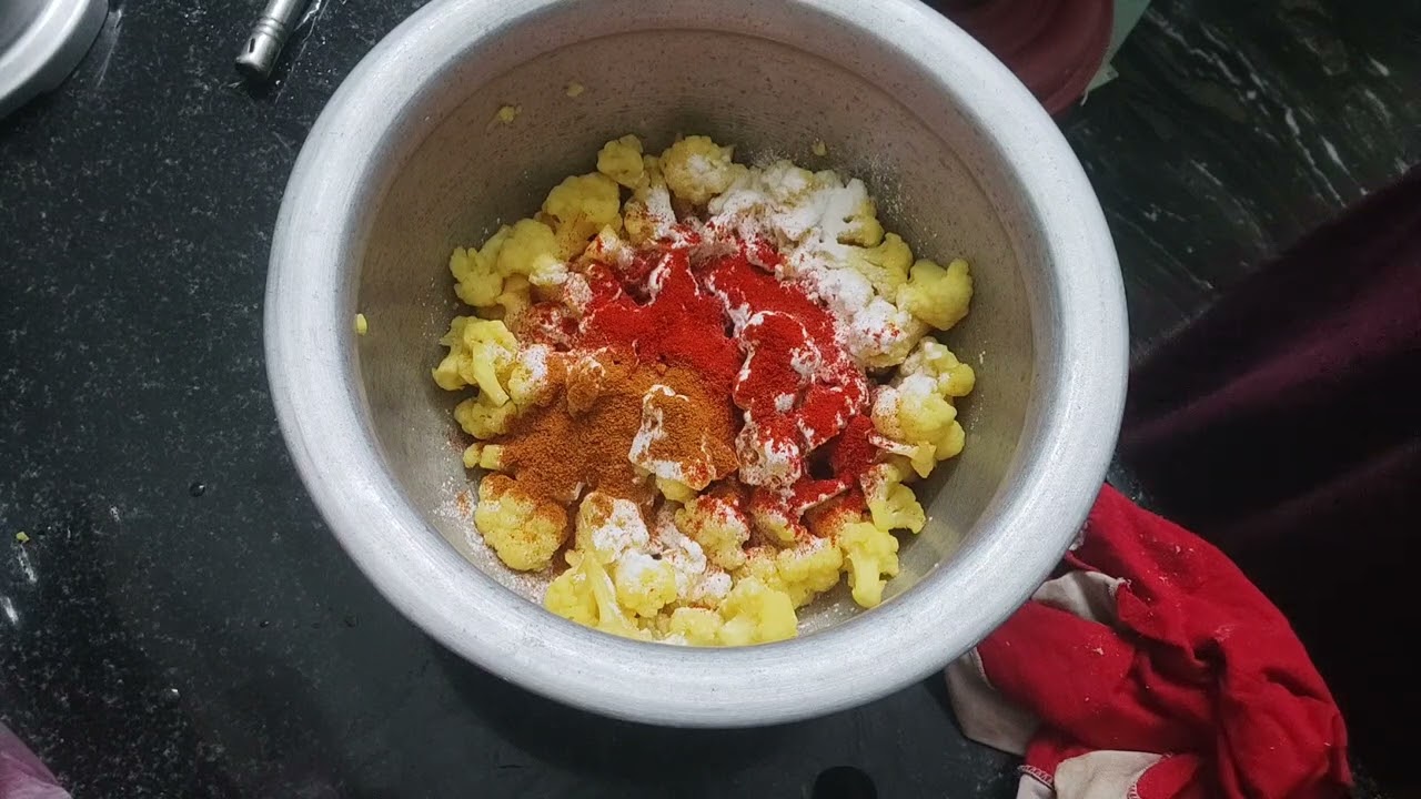ஹோட்டல் சுவையில் மொறு  மொறு காலிஃபிளவர் சில்லி👌#Cauliflower Chilli tamil receipe#cauliflower 65