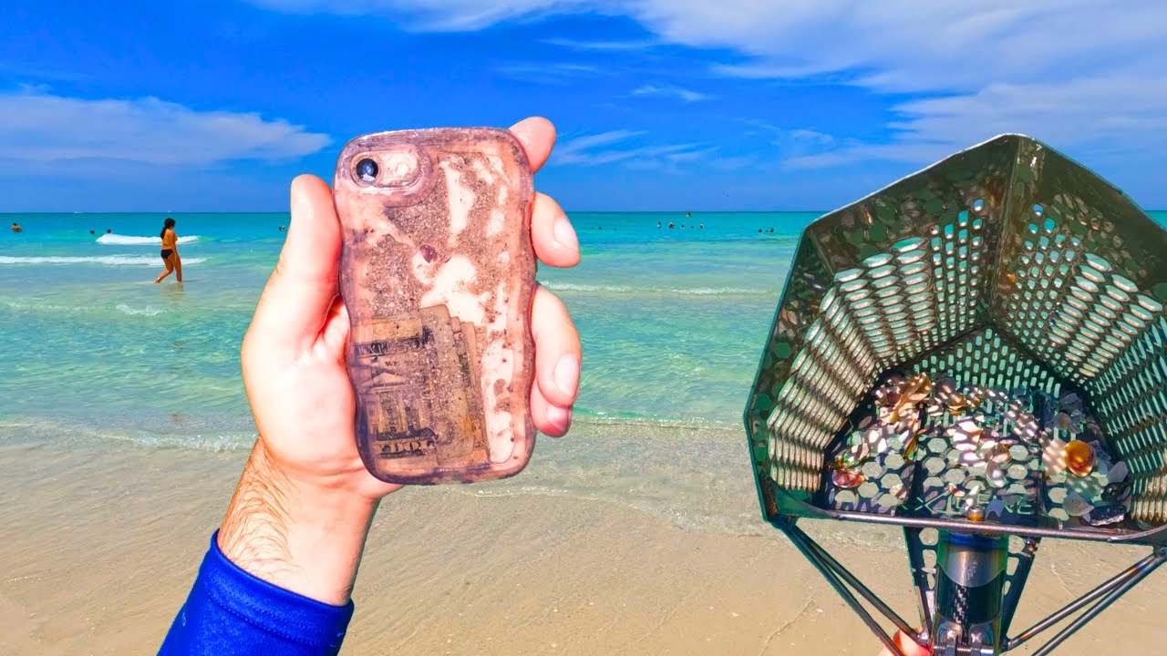 Massive Rings and CASH Beach Metal Detecting