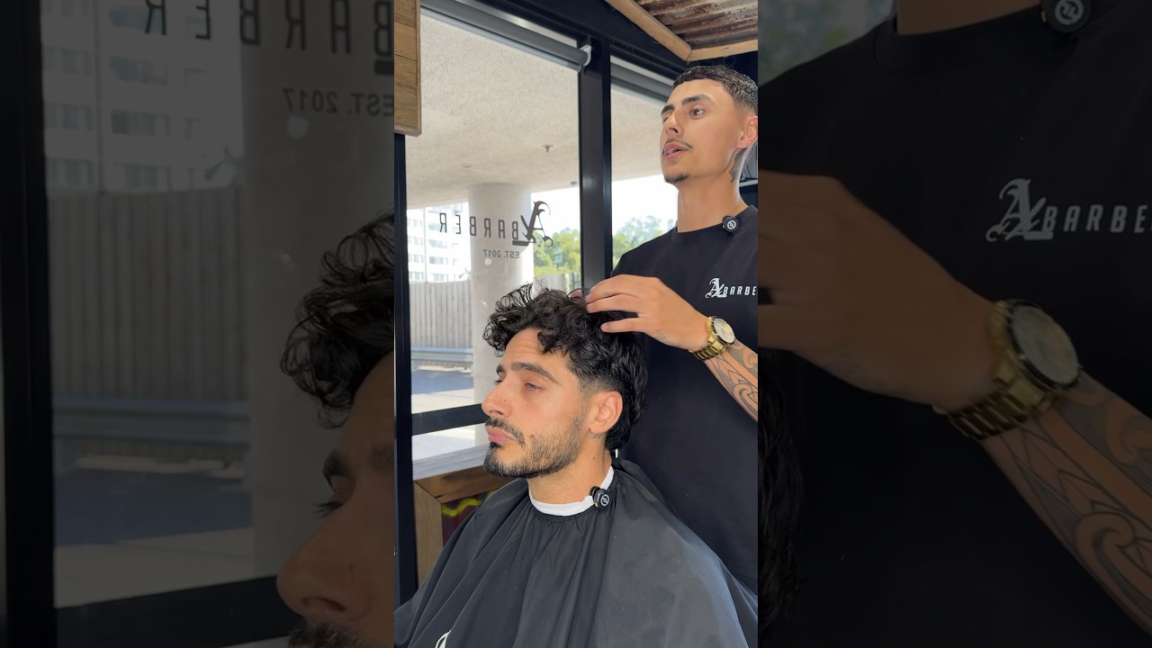 Does bro look younger with a drop fade? #sydneybarber #barber #barberingchangedmylife #youngbarber