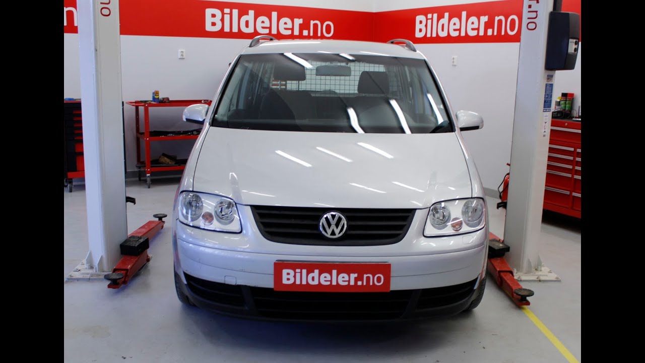 VW Touran: Hvordan bytte nedre bakre bærebru i bakstilling - 2003 til 2010 mod. (1T)