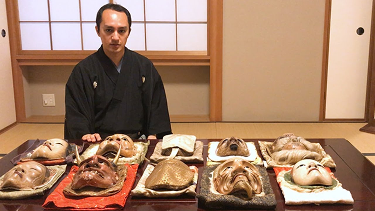 金剛家所蔵の貴重な「能面」の数々を解説してもらった
