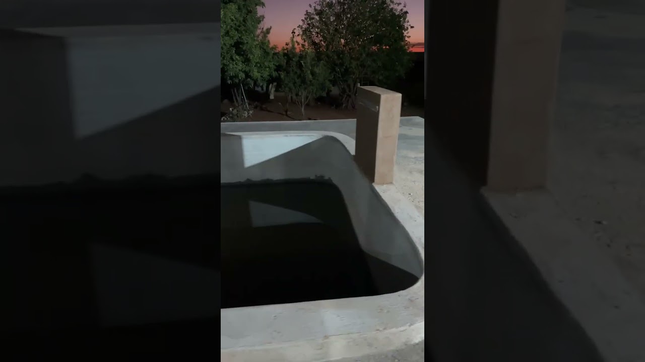 Piscina de ferrocimento com acabamento