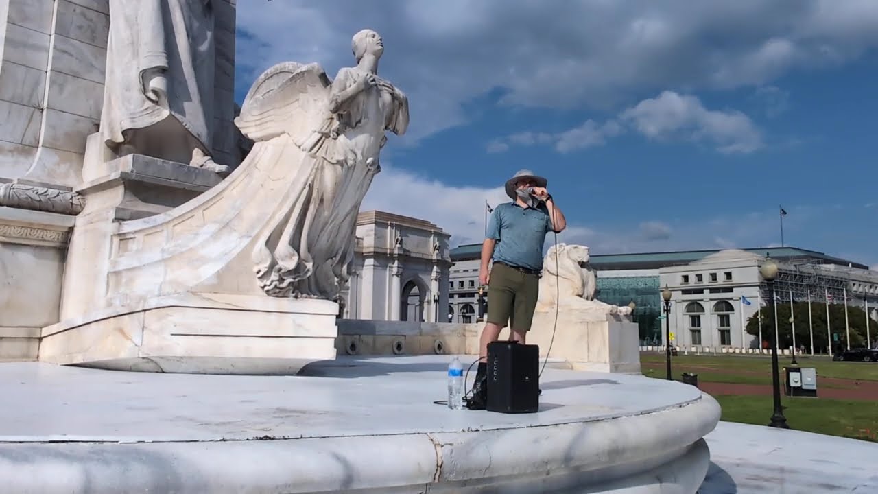 Selection of covers for songs by Daniel Kahn, live at Columbus Circle