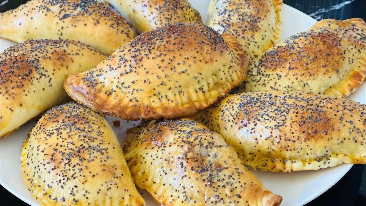 🌸 Chaussons au Poulet Hyper Moelleux – Recette Spéciale 🌸 شوصون بالدجاج