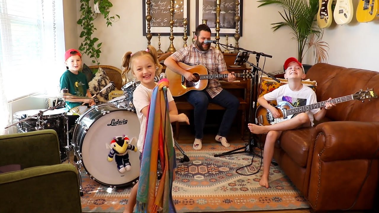 Colt Clark and the Quarantine Kids play 