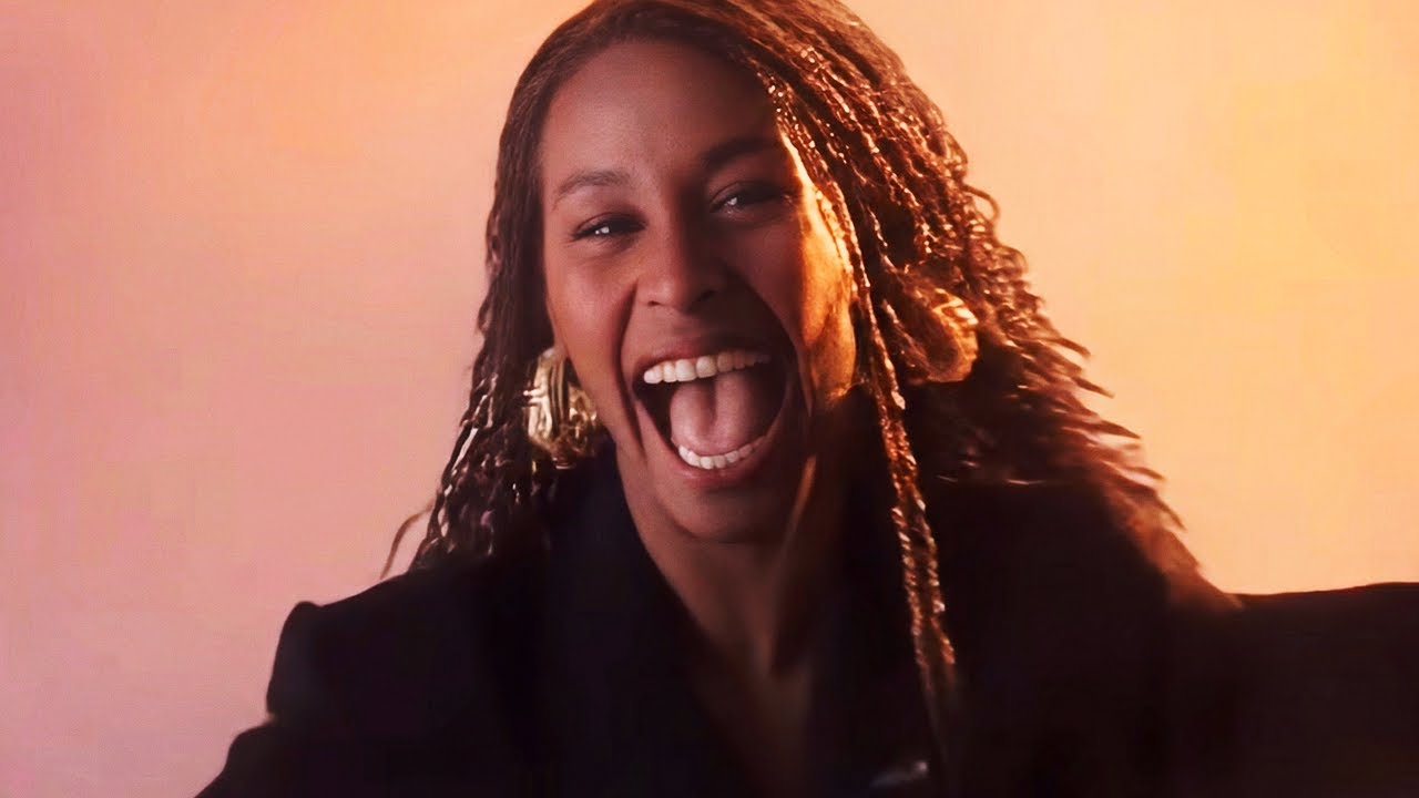 Corona - The Rhythm of the Night (Official Music Video)